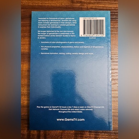 Guide To Gems & Jewelry Book - Picture 2 of 4